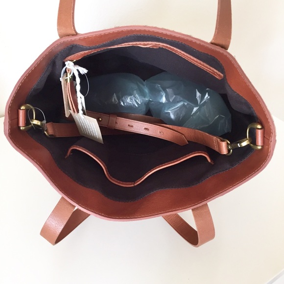 Madewell Medium Transport Tote - Picture 7 of 9